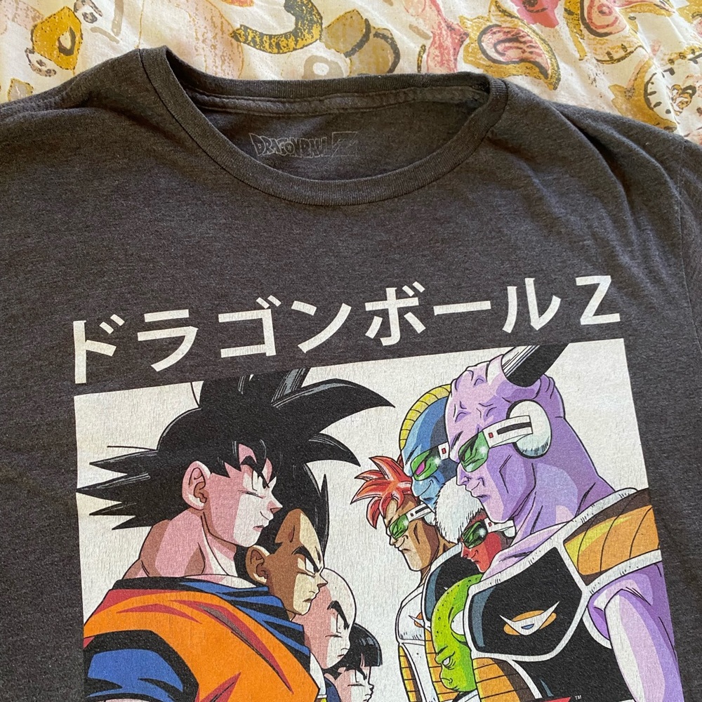 SOLD Dragon Ball Z ๐ Large Sized Gray Tee Shirt ๐ฅ - Picture 3 of 7